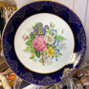 Elegant Floral Decorative Plate England